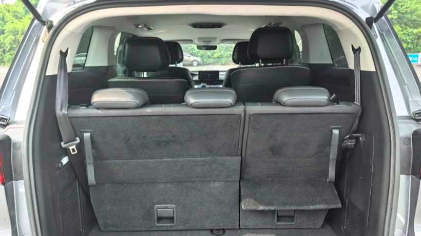 ROEWE iMAX8 2022 400TGI Flagship Edition