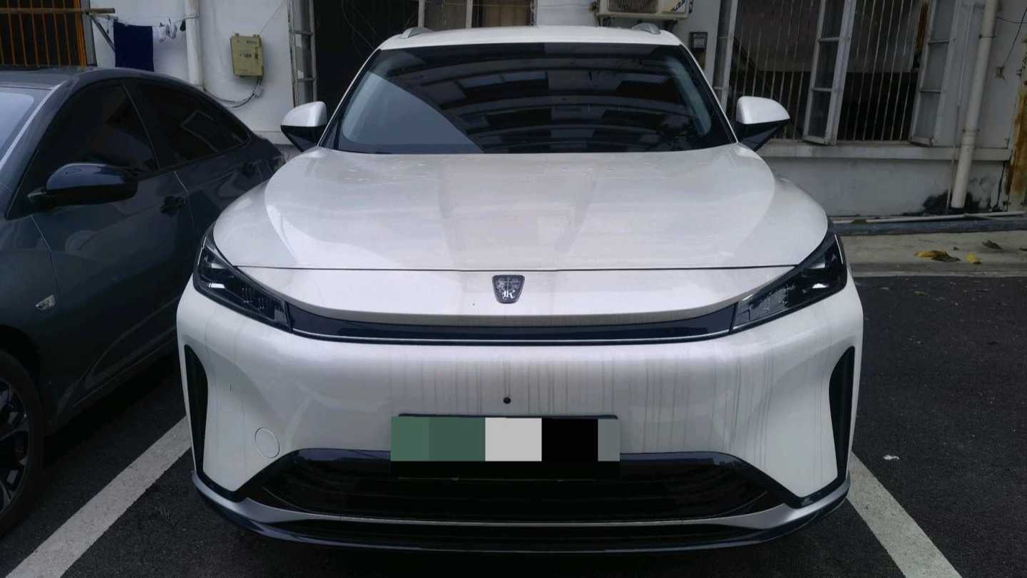 ROEWE D5X DMH 2024 135 Luxury Edition