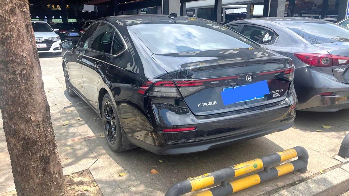 HONDA ACCORD 2025 260TURBO Deluxe Edition