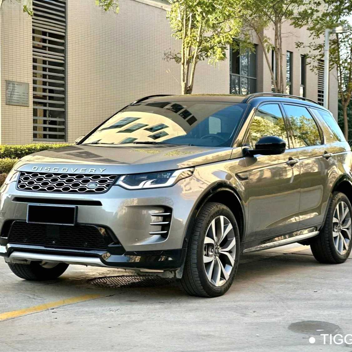 Land Rover Discovery Sport PHEV 2024 1.5T P300e plug-in electric hybrid version سيارة مستعملة