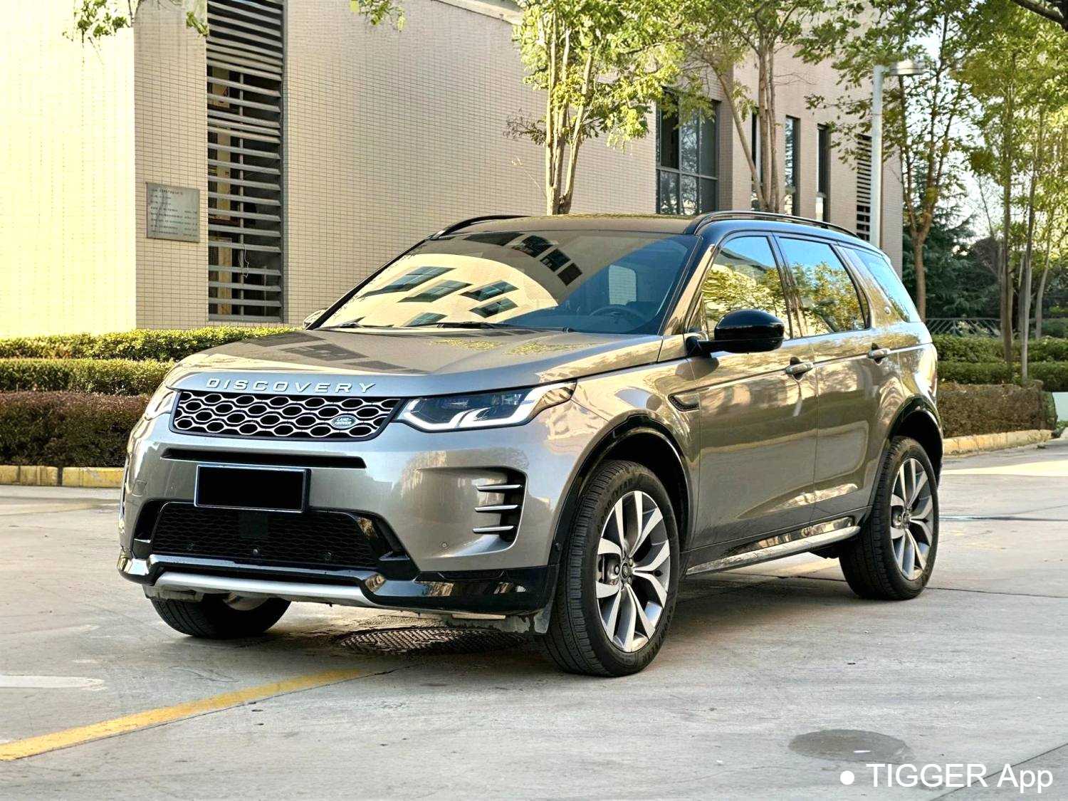 مستعمل Land Rover Discovery Sport PHEV 2024 1.5T P300e plug-in electric hybrid version