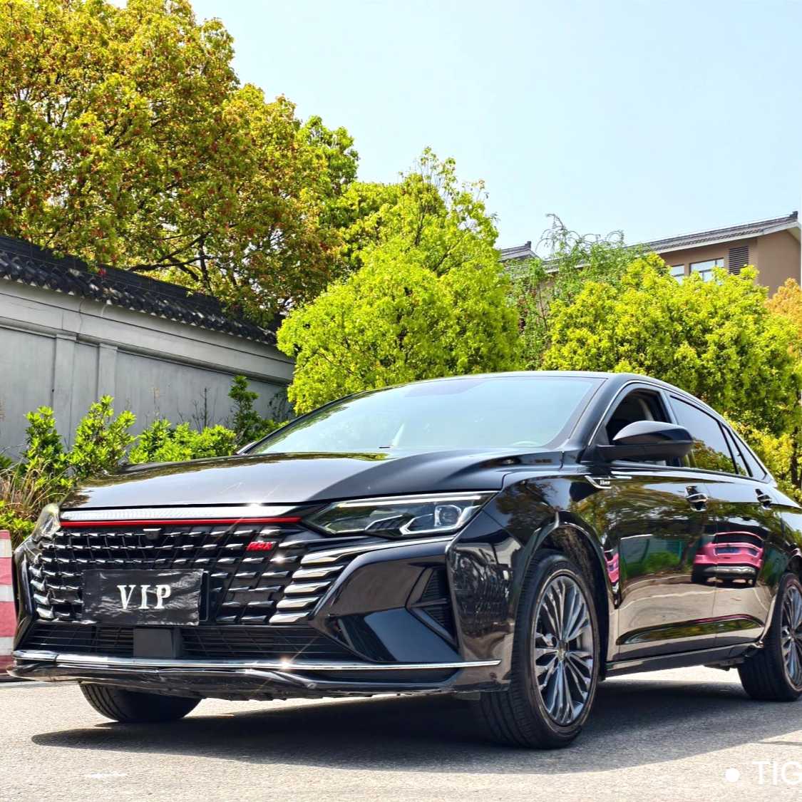 AEOLUS Yi Xuan MAX 2022 1.5T Super Handsome Trendy Dad Edition 二手车