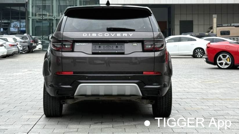 Land Rover Discovery Sport 2024 Luxury Customized Edition