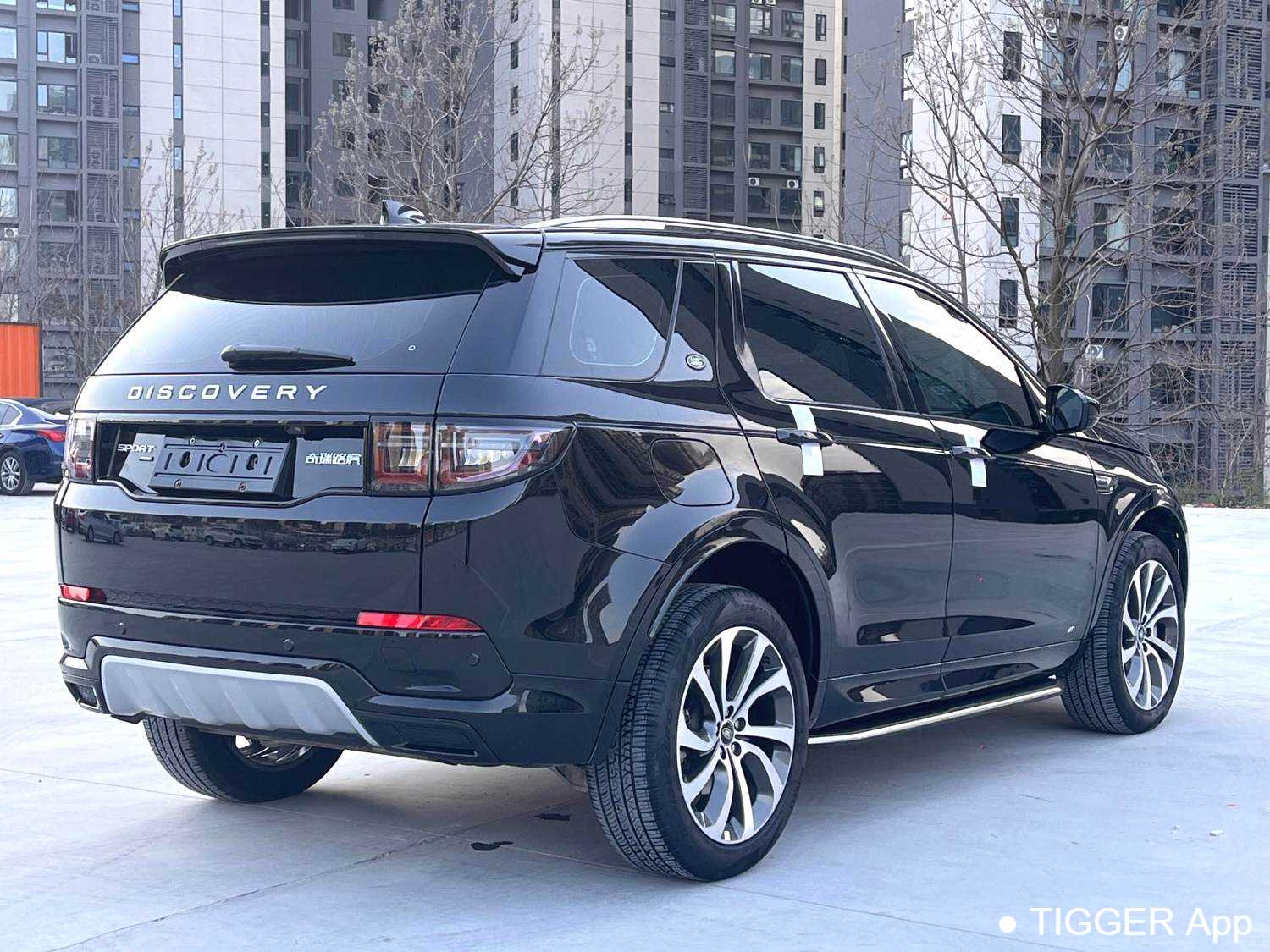 مستعمل Land Rover Discovery Sport 2022 249PS Metropolitan Edition 5-seater