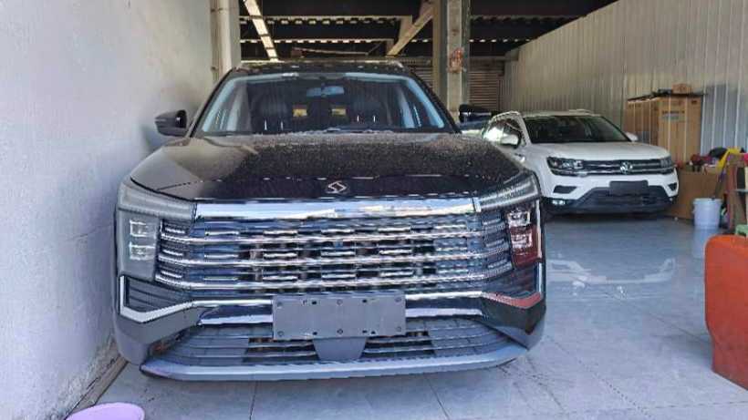 SOL X8 PLUS 2022 1.5TGDI DCT Intelligent Travel Edition 7-seater