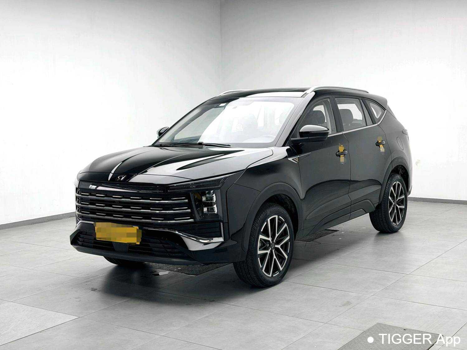 مستعمل SOL X8 PLUS 2022 1.5TGDI DCT Smart Home Edition 7-seater