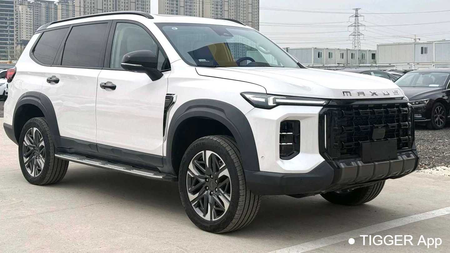 MAXUS LAND‌ 2023 2.0T gasoline luxury version 7-seater