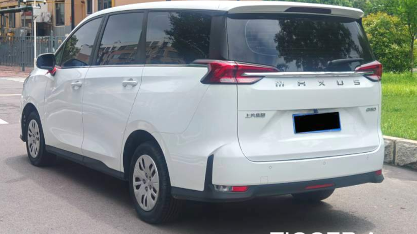 MAXUS G50 2023 1.5T manual swimming A