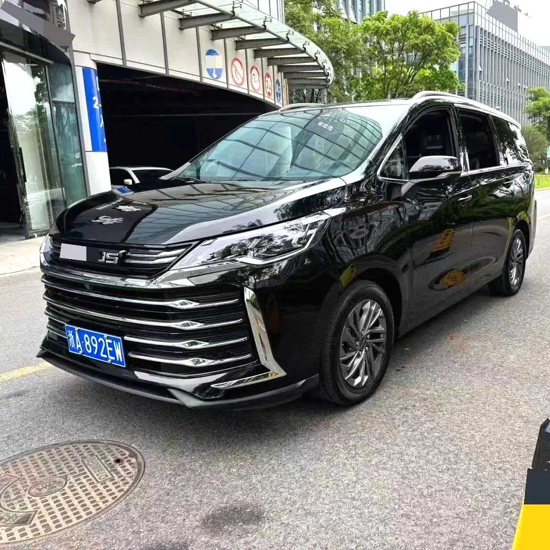MAXUS G50 2023 PLUS 1.5T Automatic Escort Edition سيارة مستعملة