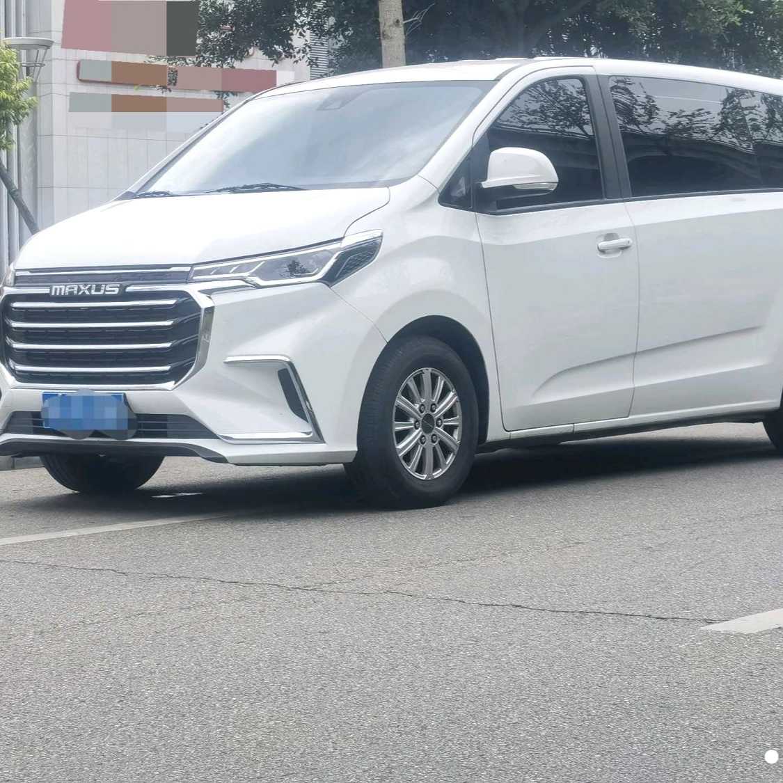 MAXUS G10 2025 2.0L manual intermediate travel version CNG 9-seater Подержанный автомобиль