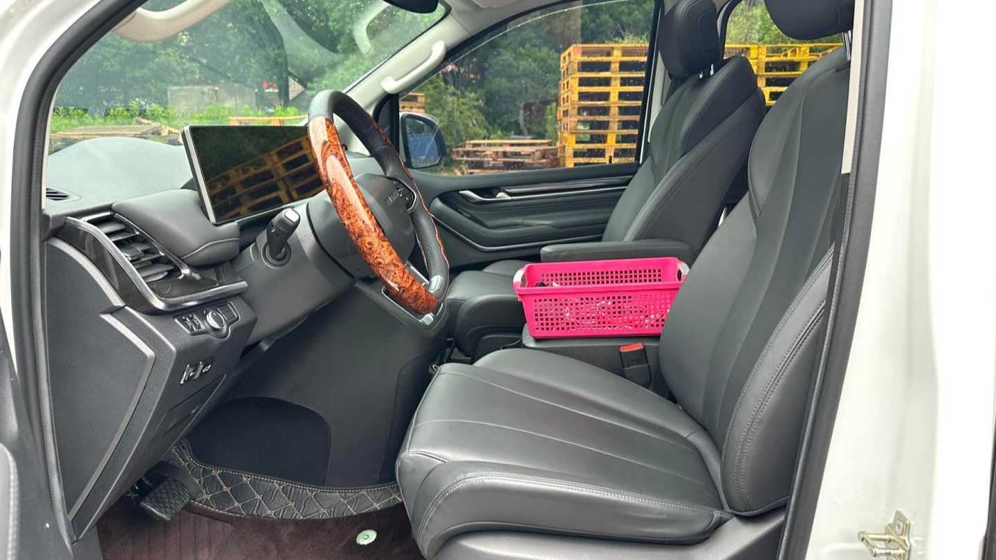 MAXUS G10 2025 MAX 2.0T Automatic Luxury Edition Diesel 7-seater