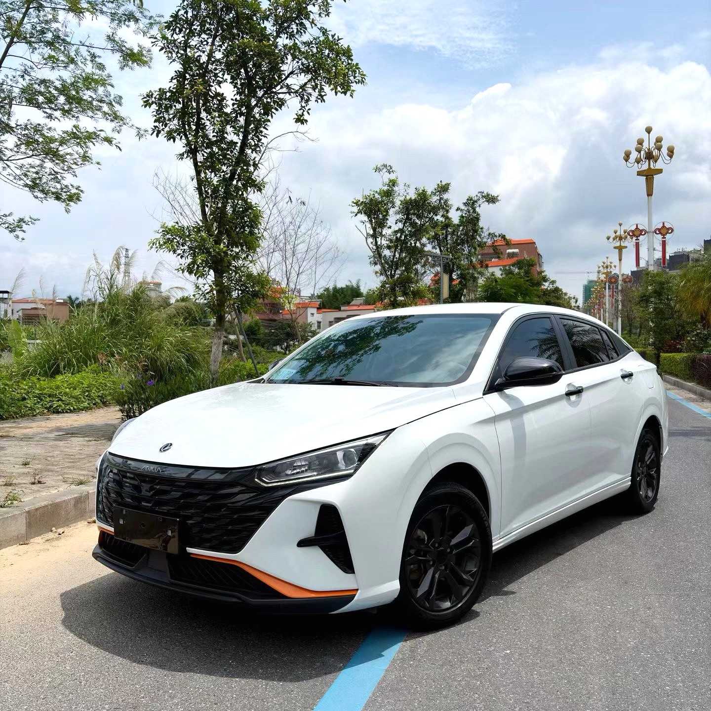 AEOLUS Yi Xuan 2023 1.5L Automatic Honor Edition 二手车