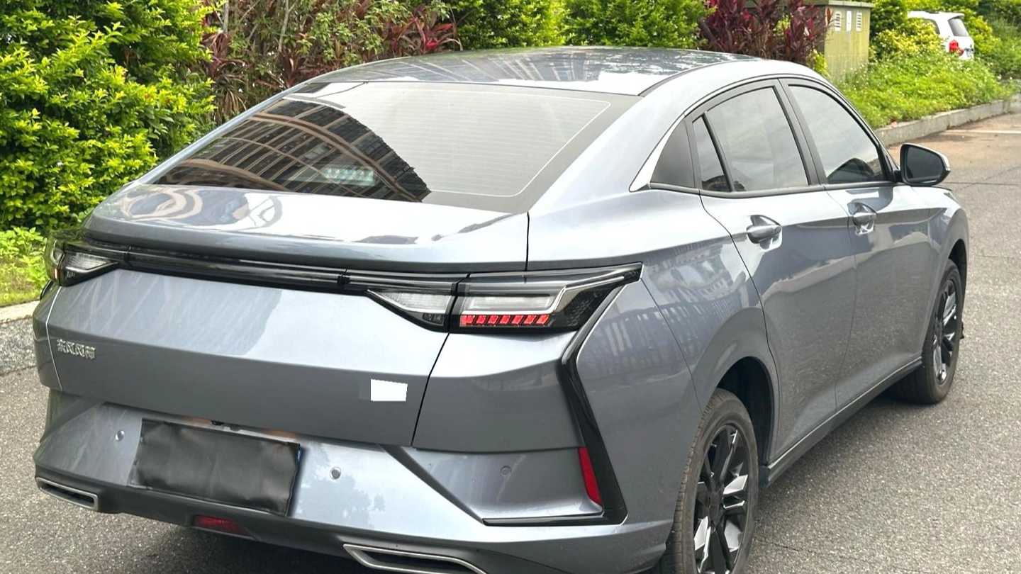 AEOLUS Yi Xuan 2025 1.5L Automatic Luxury Model