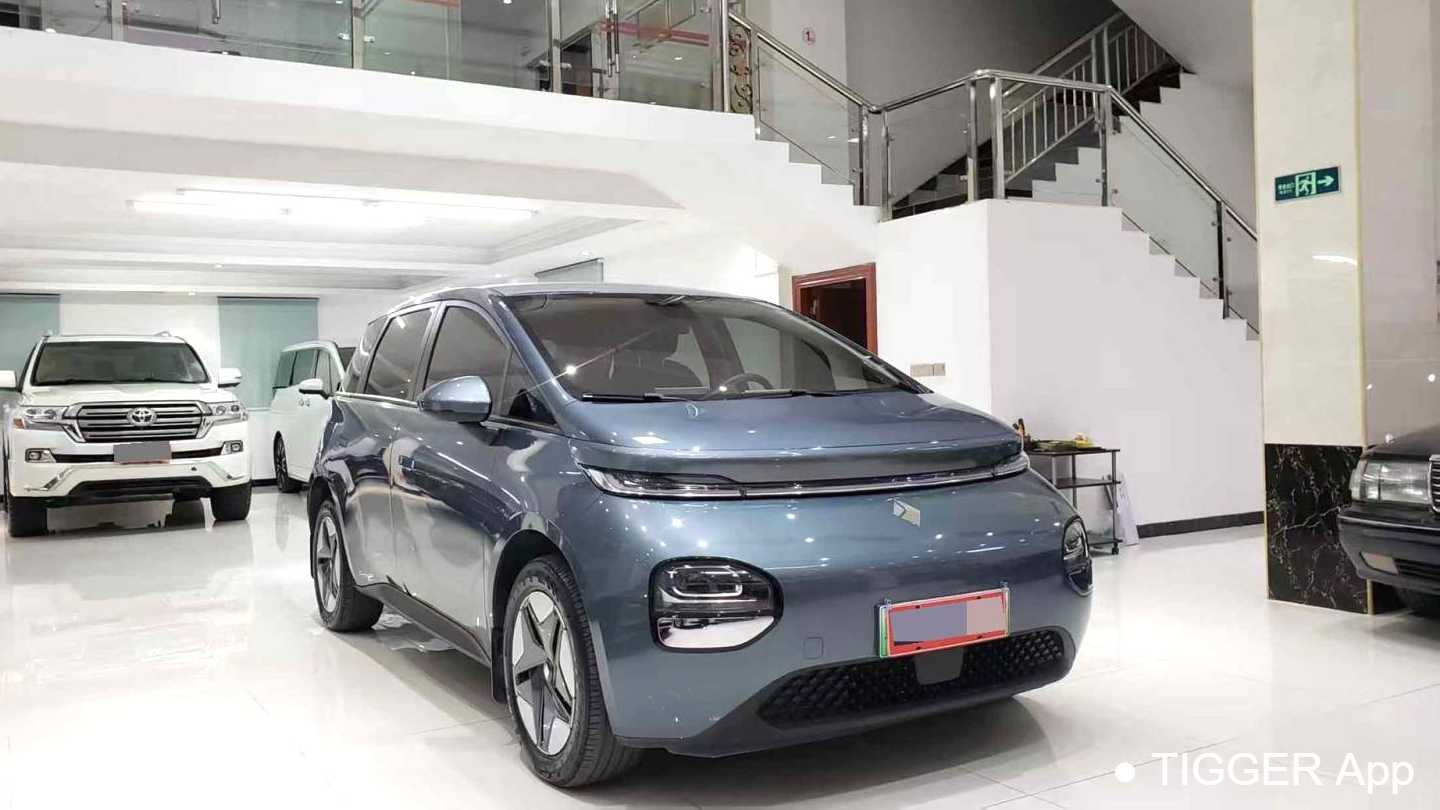 BAOJUN CloudEV 2023 360 Plus