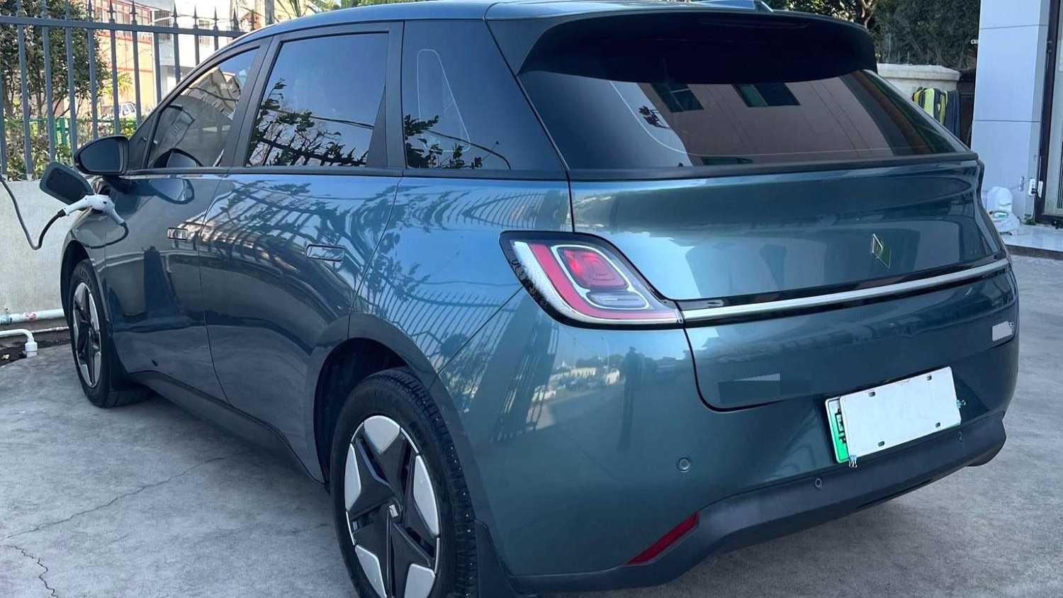 BAOJUN CloudEV 2023 360 Plus