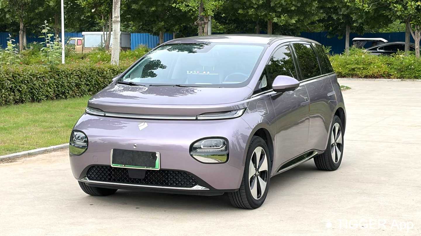 BAOJUN CloudEV 2023 460 Pro