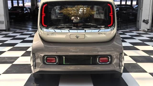 BAOJUN KiWi EV 2023 DJI version of lithium iron phosphate
