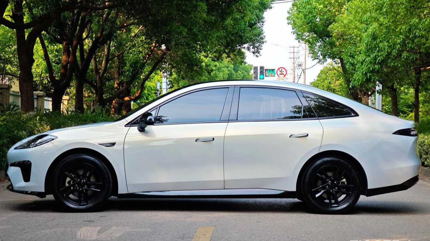 AION RT 2025 650 Smart Luxury Edition