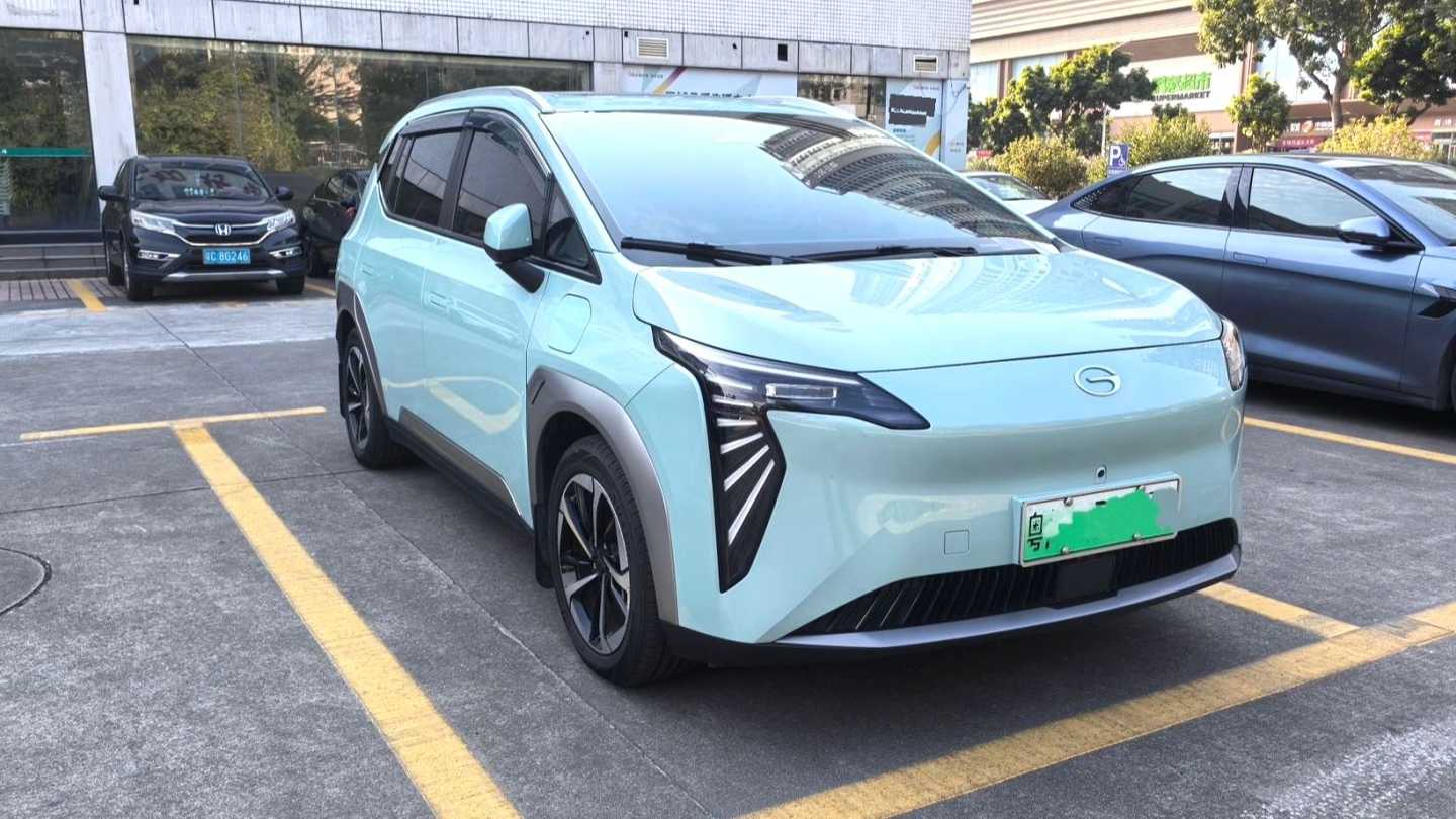 AION AION Y 2023 Plus 70 Smart Leader Edition