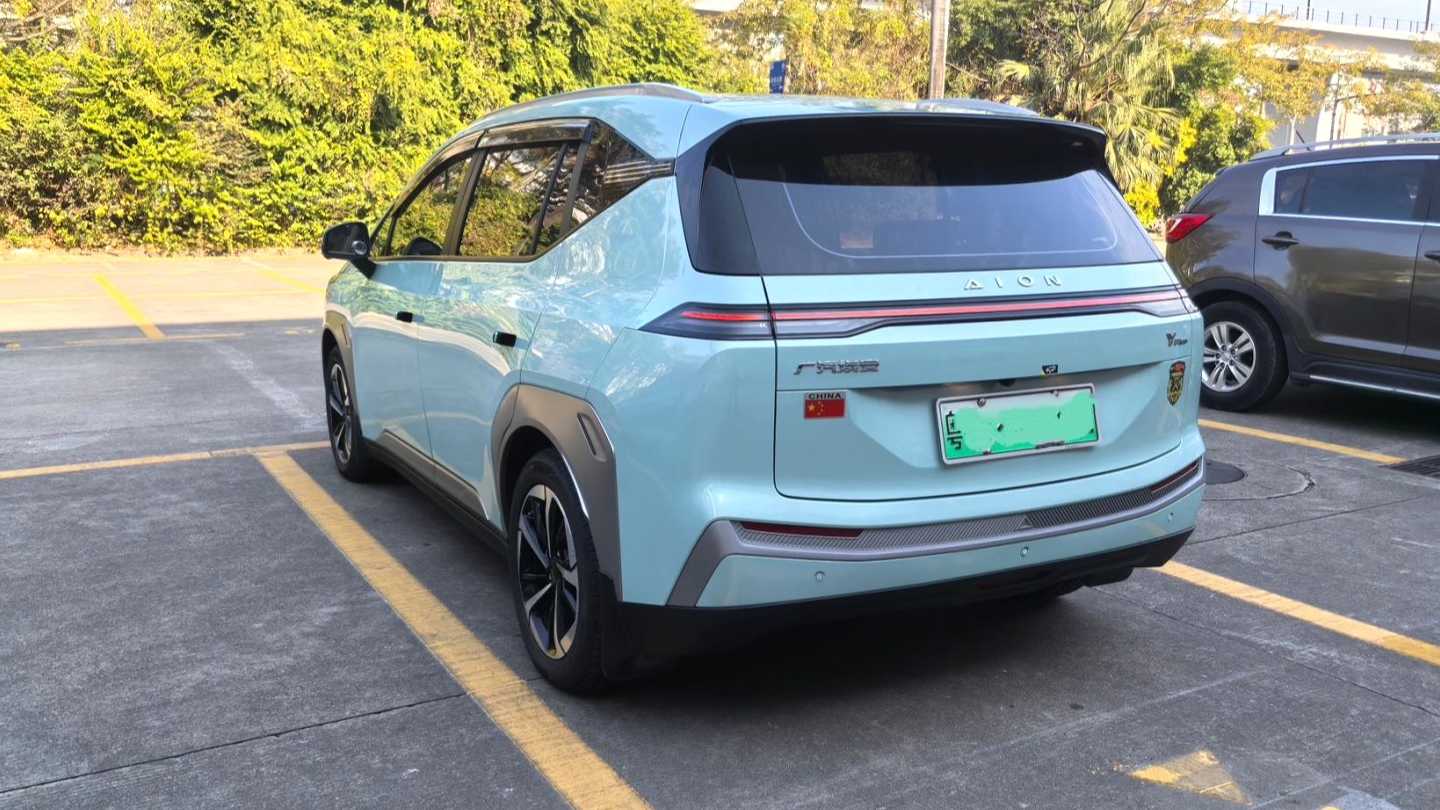 AION AION Y 2023 Plus 70 Smart Leader Edition