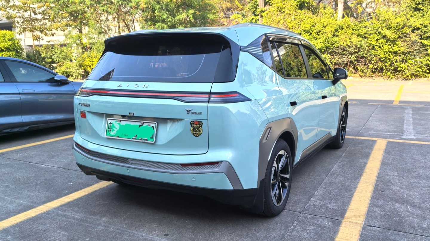 AION AION Y 2023 Plus 70 Smart Leader Edition