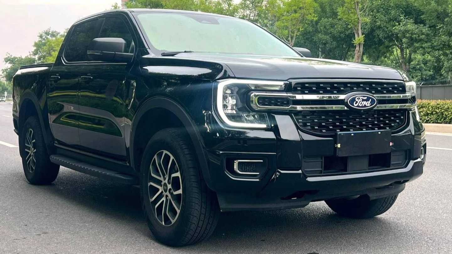 Ford ‌Ranger 2025 Trailblazer four-wheel drive automatic diesel version