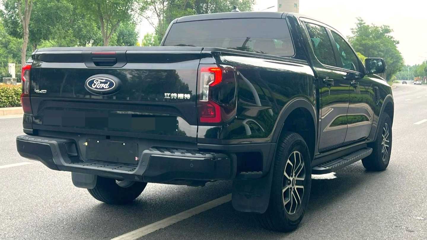Ford ‌Ranger 2025 Trailblazer four-wheel drive automatic diesel version