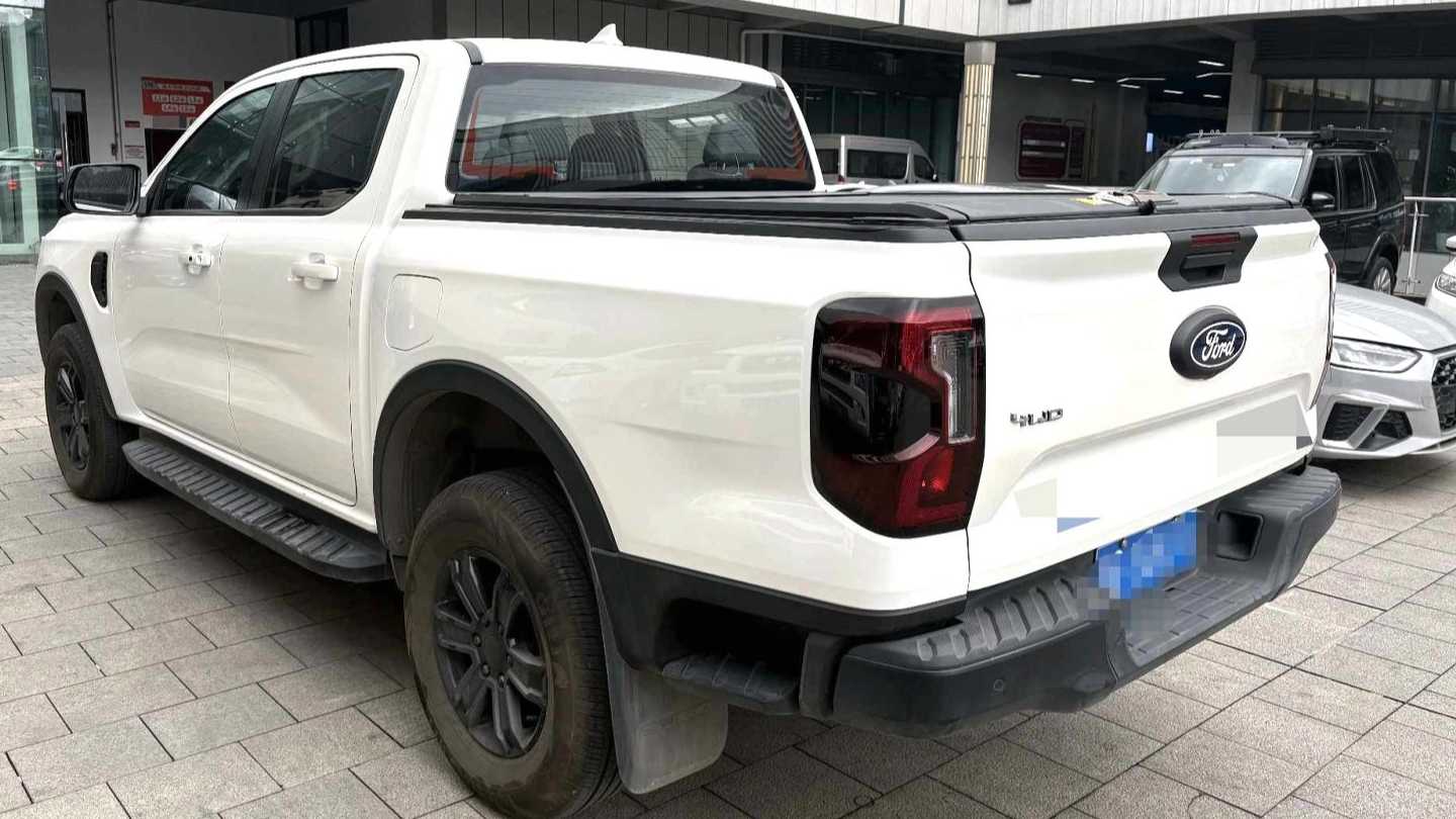 Ford ‌Ranger 2023 Mountain forest four-wheel drive automatic gasoline version