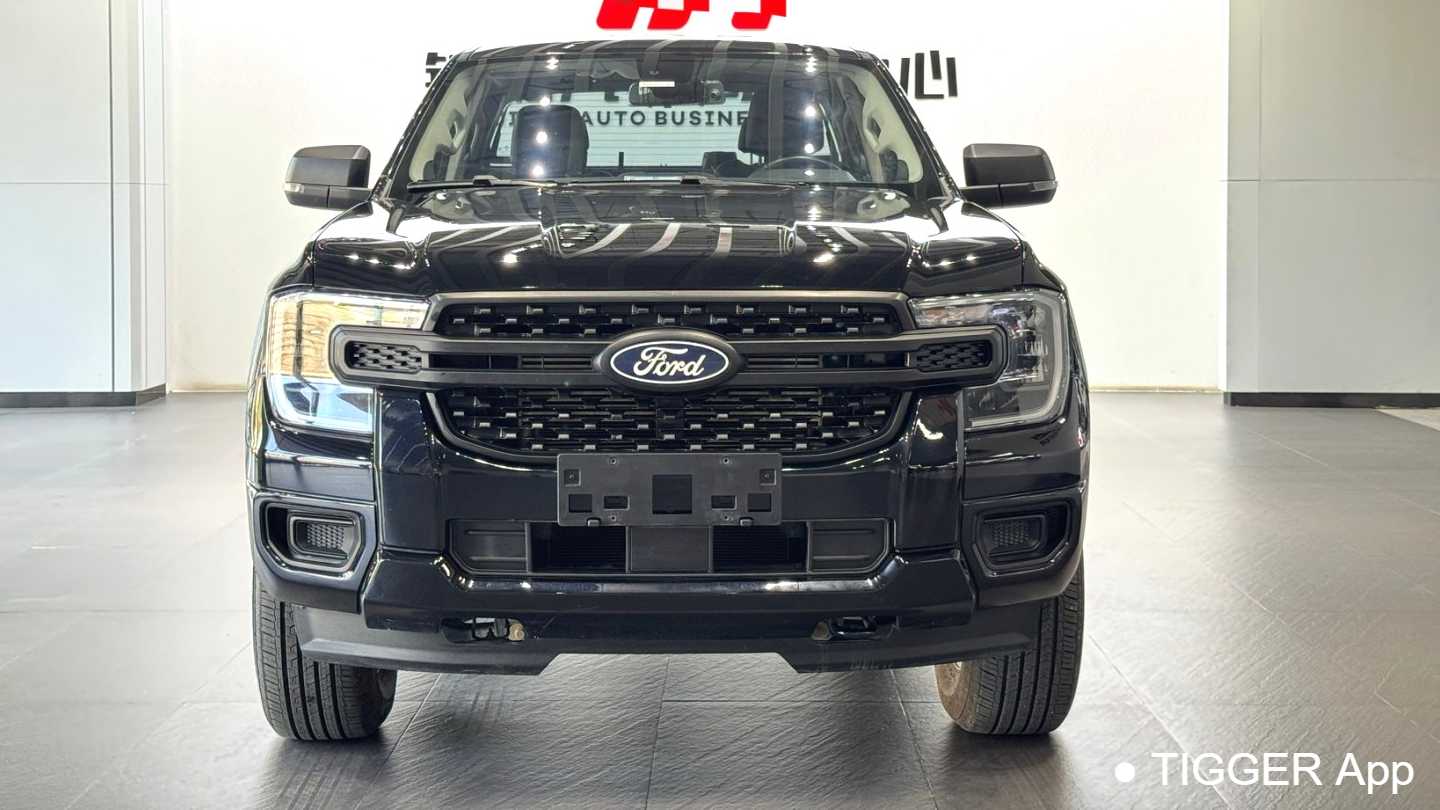 Ford ‌Ranger 2023 mountain forest 4WD AT Off road gasoline version