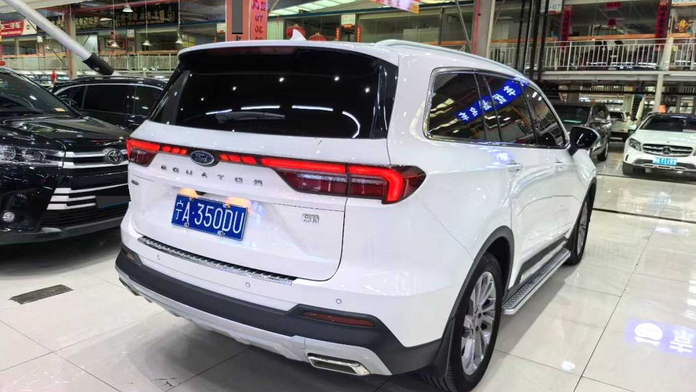 Ford Equator 2023 EcoBoost 225 Luxury Collar 7-seater (2/3/2)