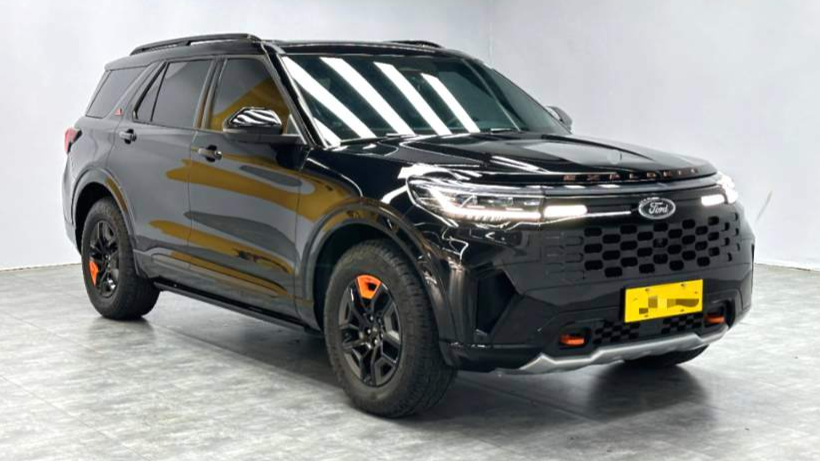 Ford Explorer 2024 EcoBoost 285 Kunlun Peak Edition 6-seater
