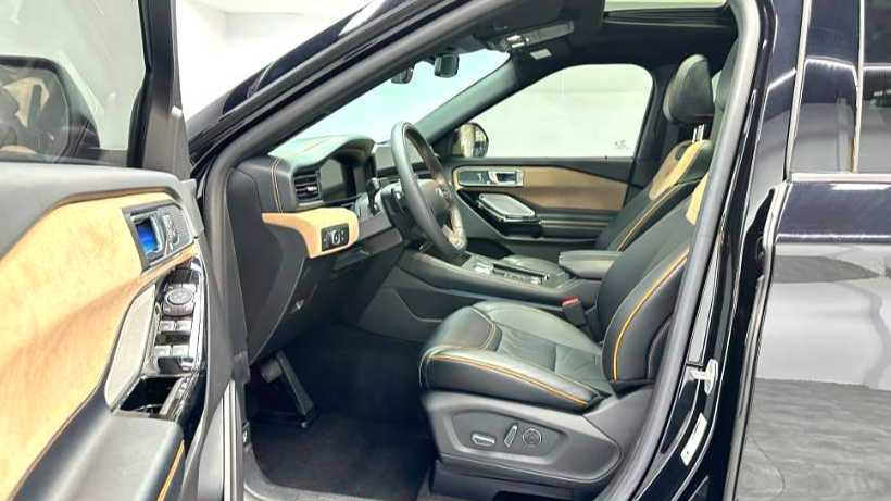 Ford Explorer 2024 EcoBoost 285 Kunlun Peak Edition 6-seater