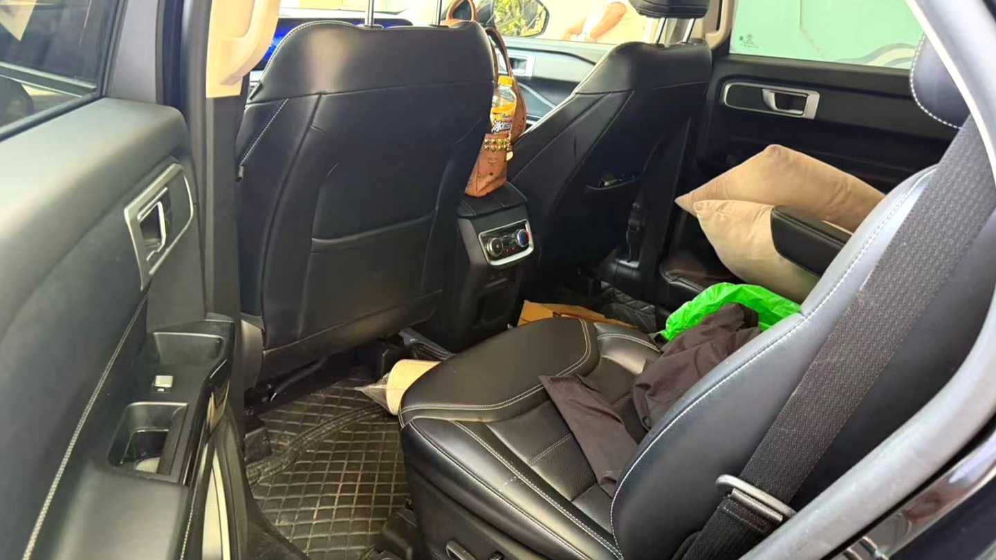 Ford Explorer 2023 EcoBoost 285 4WD Red Gold Edition 6-seater
