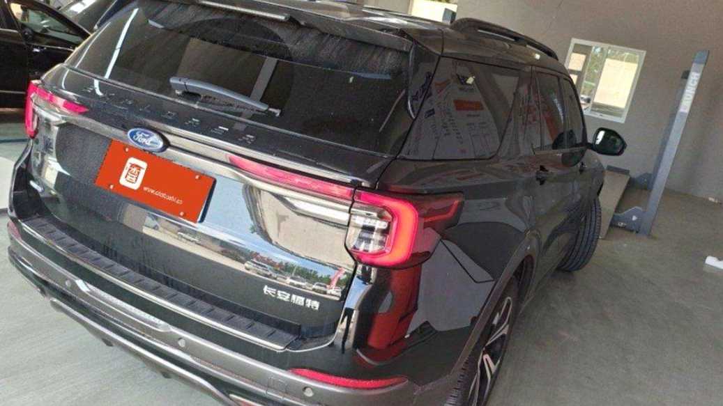 Ford Explorer 2023 EcoBoost 285 four-wheel drive ST-LINE 7-seater