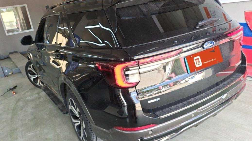 Ford Explorer 2023 EcoBoost 285 four-wheel drive ST-LINE 7-seater