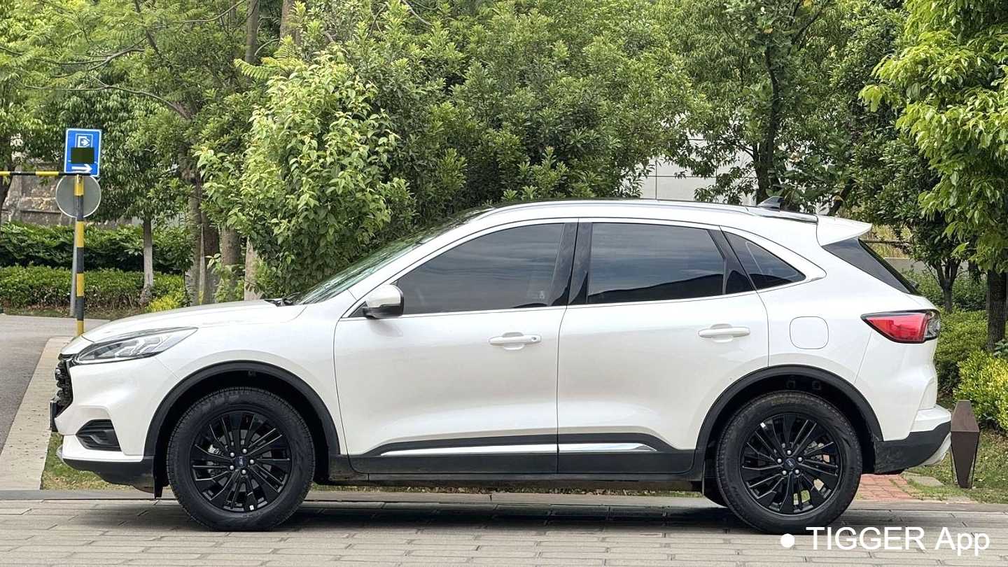 Ford Escape 2024 EcoBoost 245 2WD Enjoyment Edition