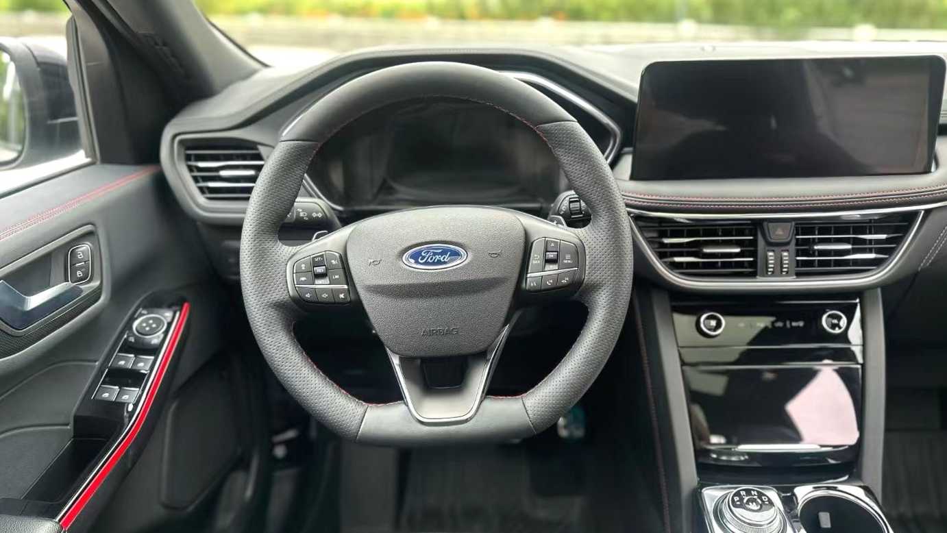 Ford Escape 2024 EcoBoost 245 4WD Enjoyment ST Line Pro