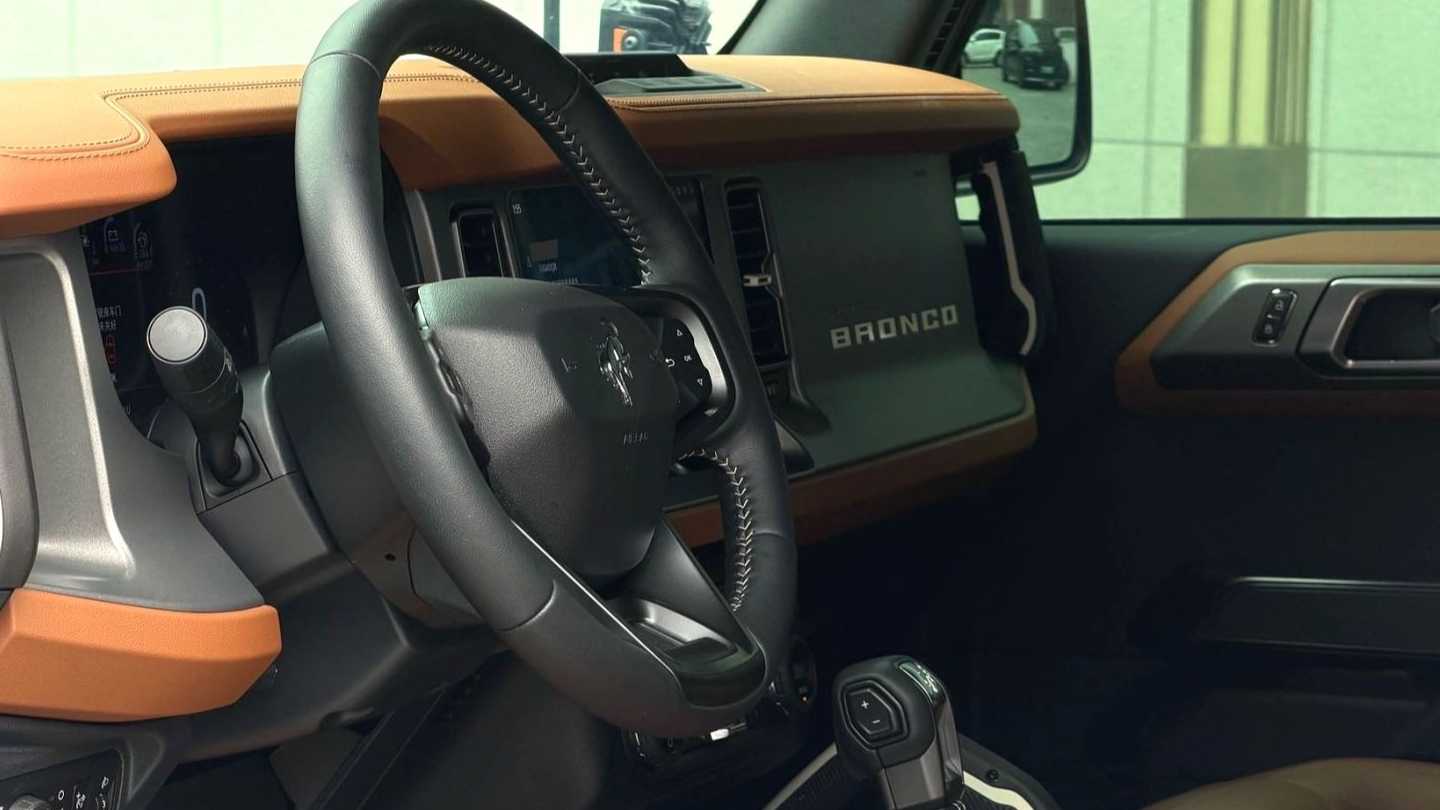 Ford Bronco 2024 2.3T Long Beach