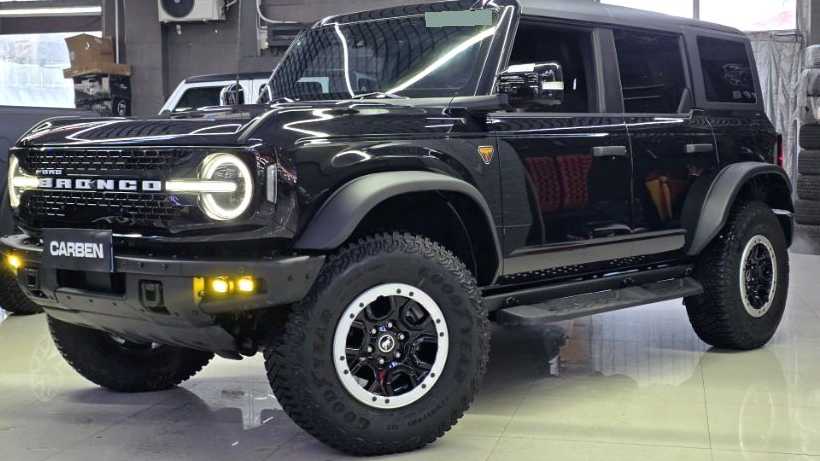 Ford Bronco 2024 2.3T wasteland