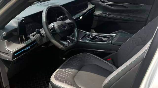 Ford Edge 2023 Ruijie L 2.0T EcoBoost two wheel drive seven seater luxury model