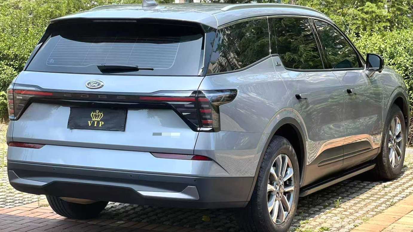 Ford Edge 2025 Ruijie L 2.0T EcoBoost two wheel drive seven seater stylish model