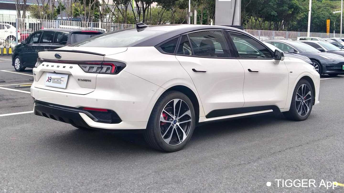 Ford Mondeo 2022 EcoBoost 245 ST-Line