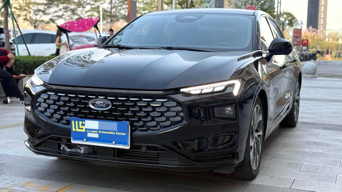 Ford Mondeo 2023 EcoBoost 245 Ultimate Model