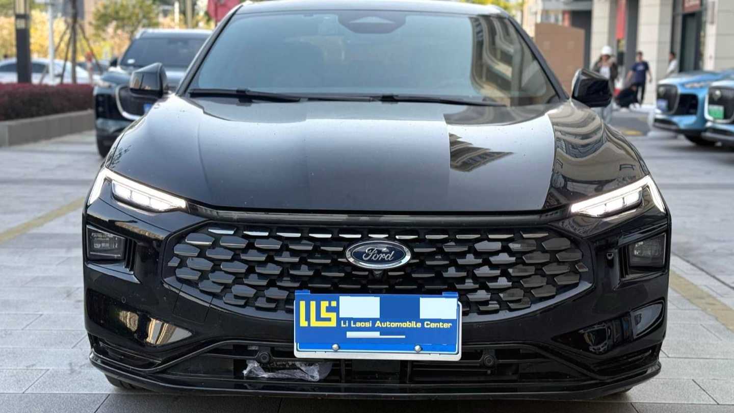 Ford Mondeo 2023 EcoBoost 245 Ultimate Model