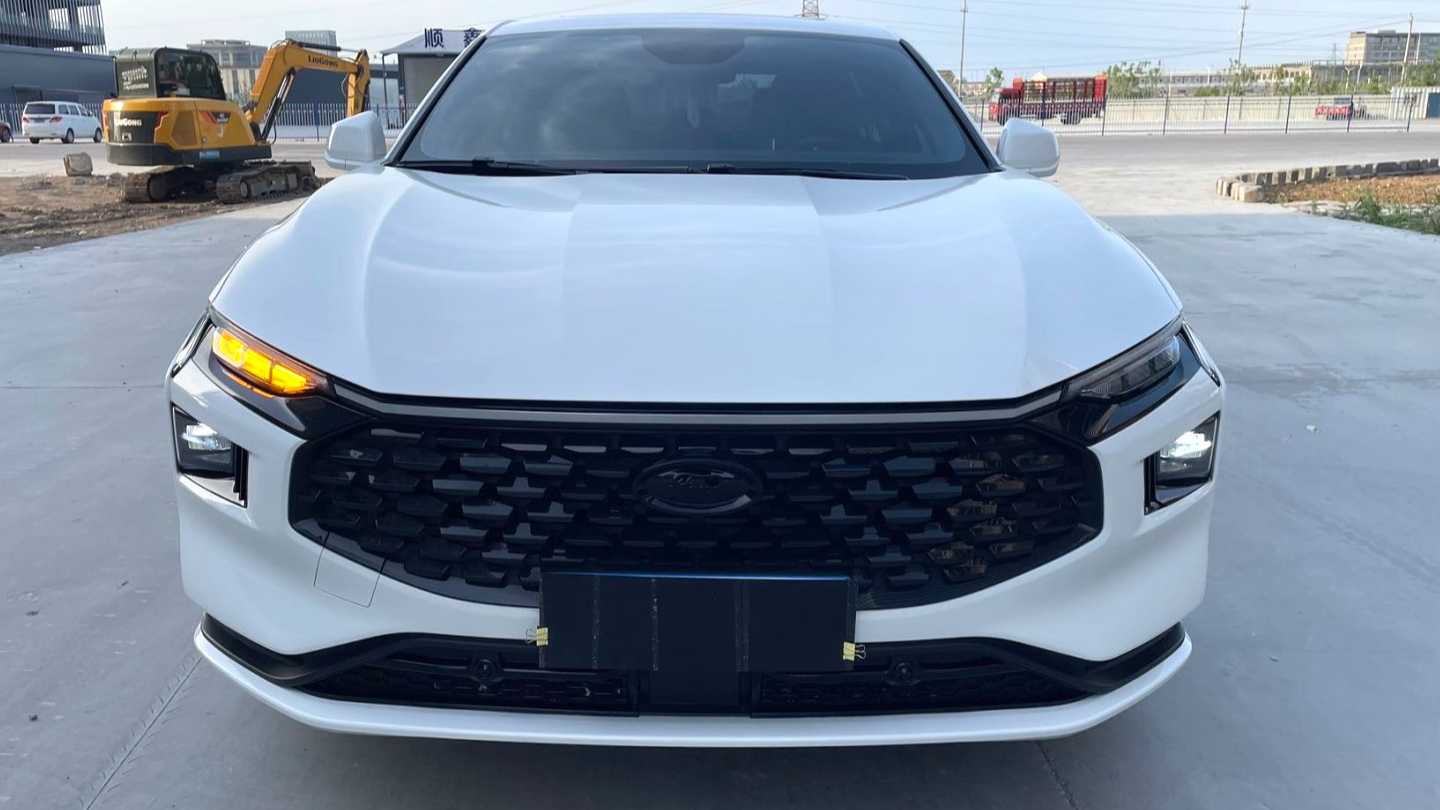 Ford Mondeo‌ 2025 1.5T EcoBoost Shuya model