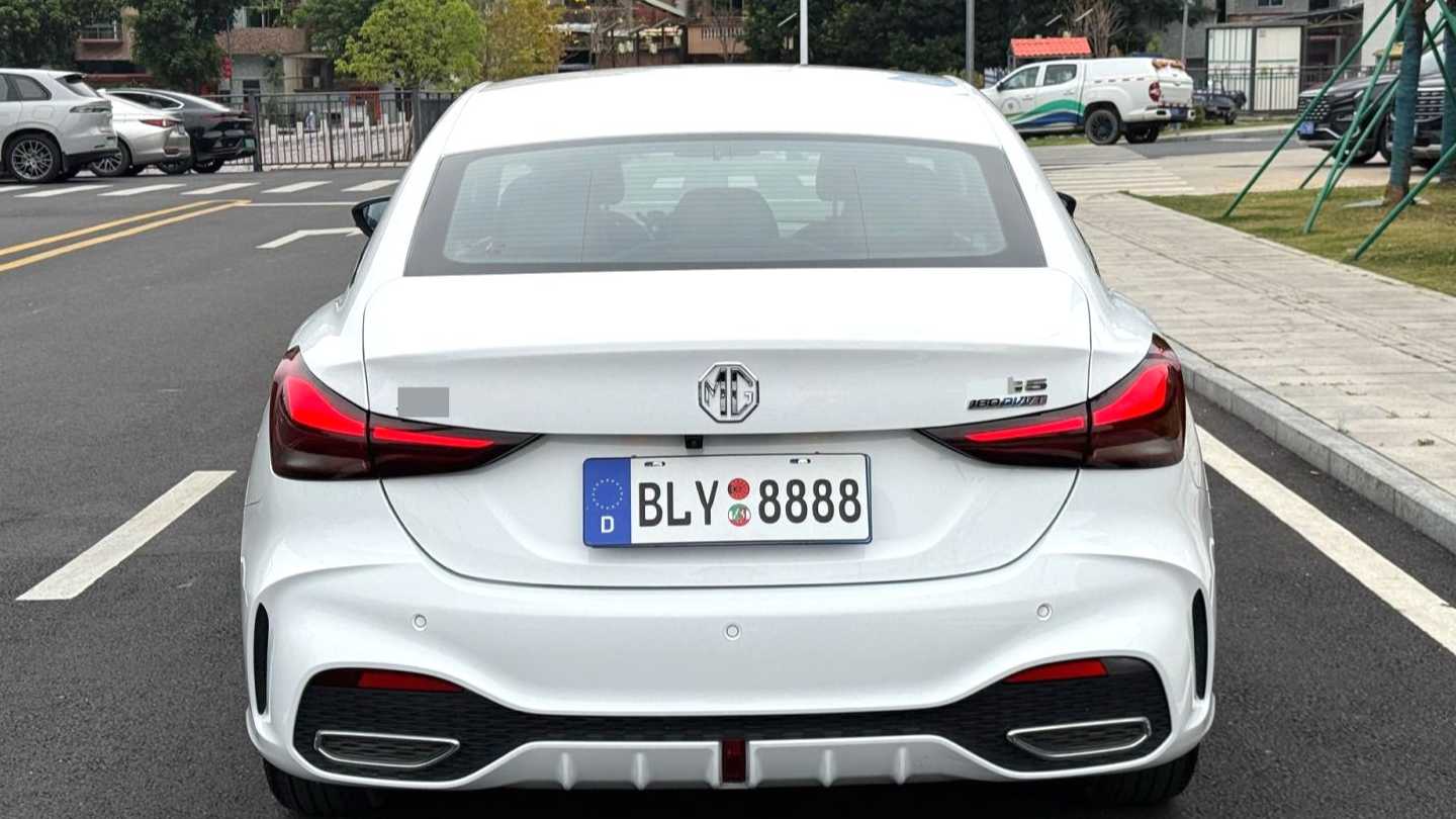 MG MG5 2025 180DVVT Global Luxury Edition