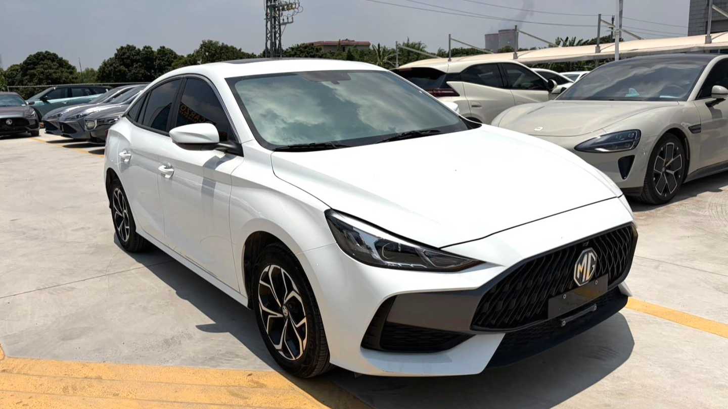 MG MG5 2023 180DVVT CVT Fashion Edition