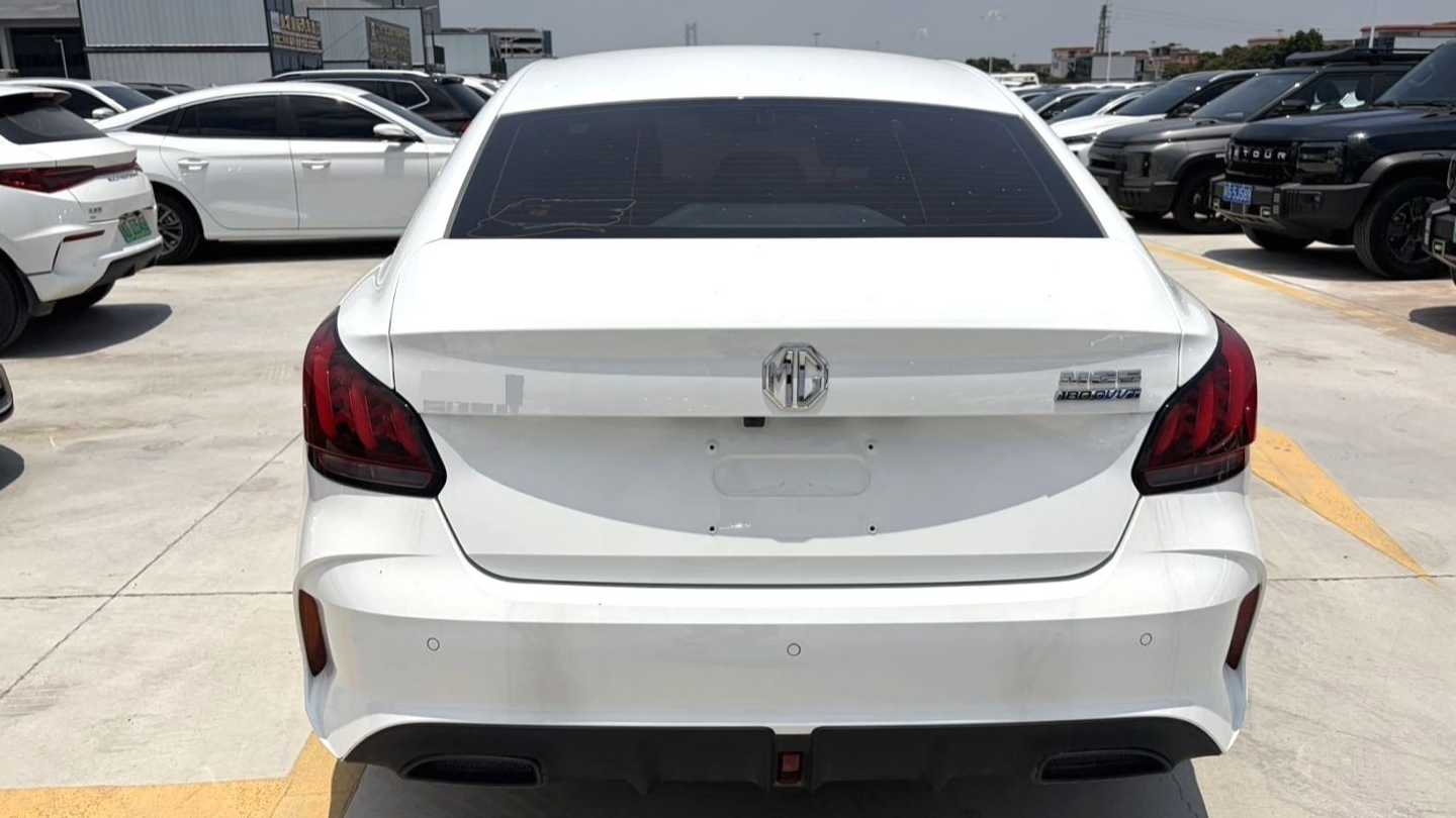 MG MG5 2023 180DVVT CVT Fashion Edition