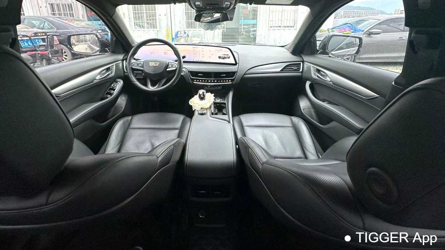 CADILLAC CT5 2024 28T Luxury Pro