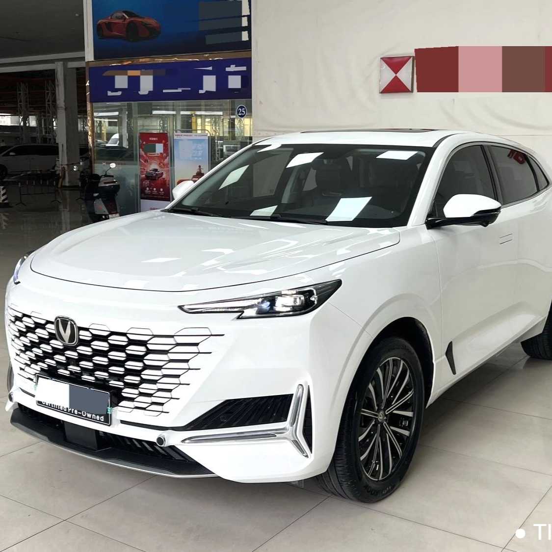 Changan UNI-K 2024 2.0T 2WD Enjoyment Type سيارة مستعملة